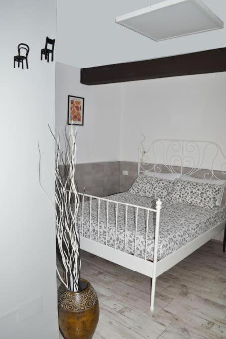 Casa Mya - Studio Flat نابولي المظهر الخارجي الصورة