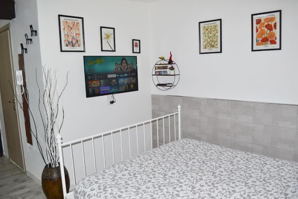 Casa Mya - Studio Flat نابولي المظهر الخارجي الصورة
