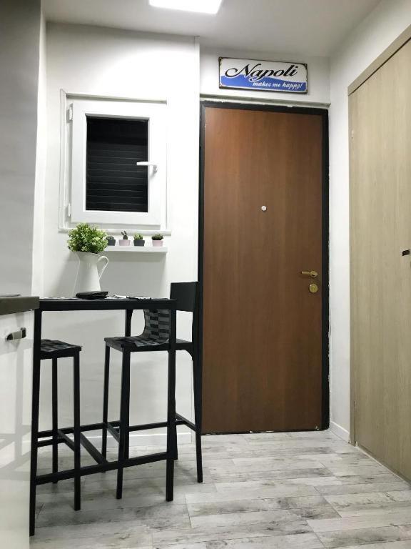 Casa Mya - Studio Flat نابولي المظهر الخارجي الصورة